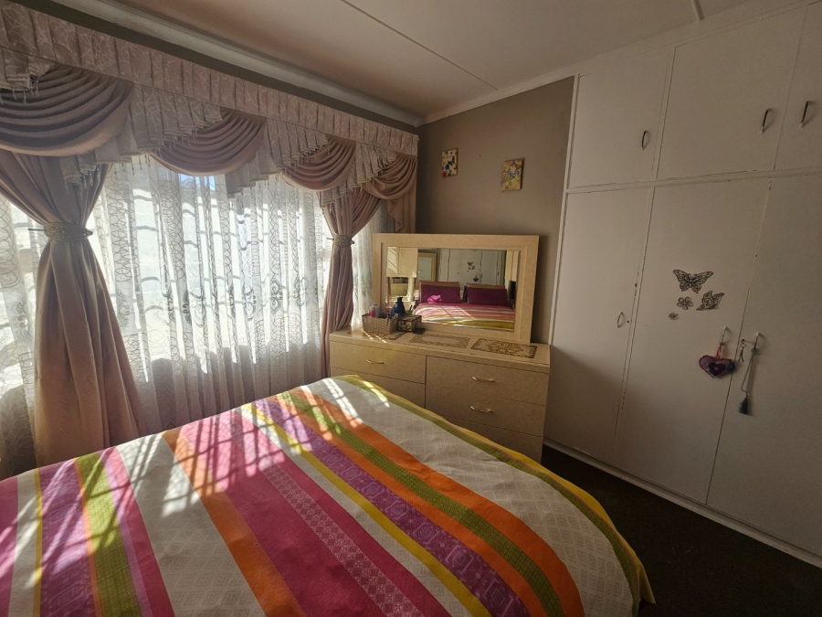 5 Bedroom Property for Sale in Panorama Free State